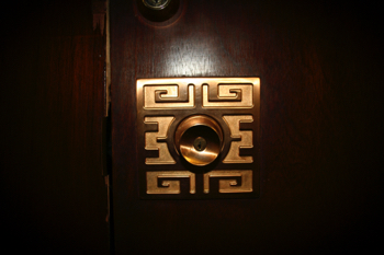 Tiki Resort - Supper club escutcheon